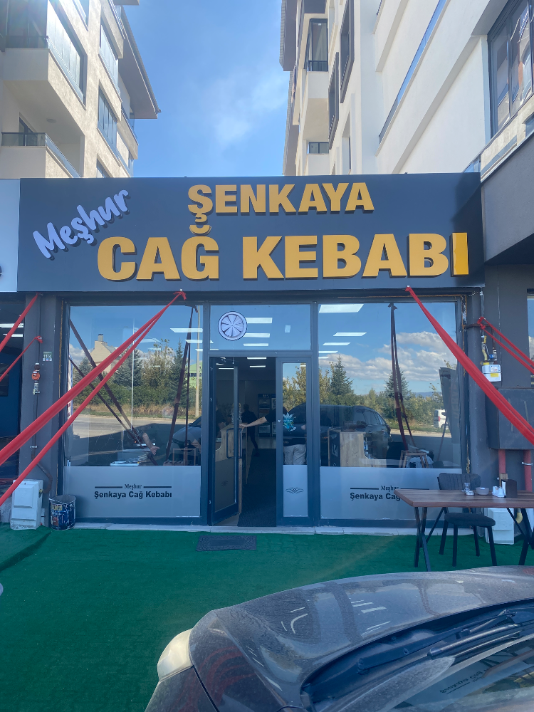 Meşhur Şenkaya çağ kebabı Erzurum ‘da açıldı